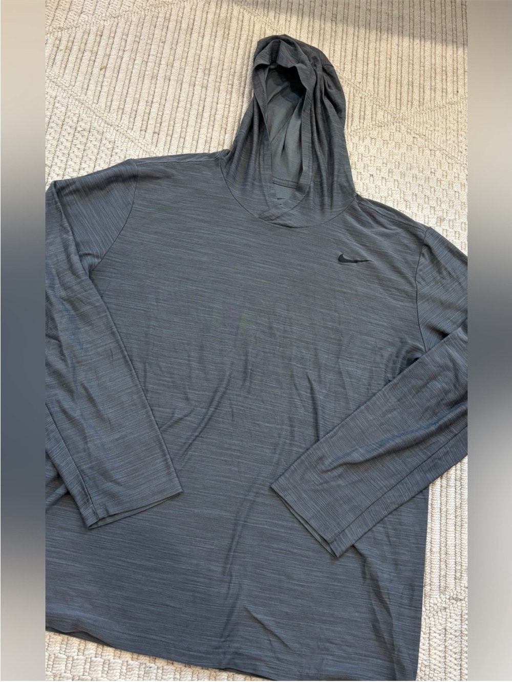 Nike Women’s Charcoal Hooded Long-Sleeve DRI FIT Performance Top - Picture 5 of 5